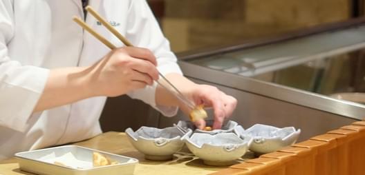 お食事