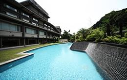 プールガーデン（夏期営業）