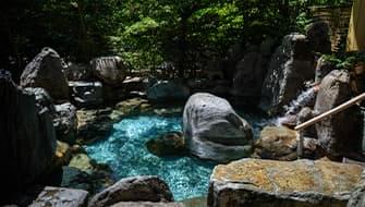 岩露天風呂