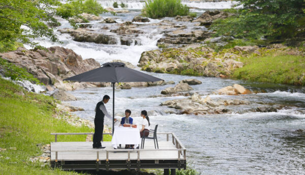 【夏～秋の催し】長門湯本温泉で日帰り旅｢選べる4シーンのカフェプラン｣と｢ワイン＆カットフルーツセット｣のご案内。(7月1日～10月31日)